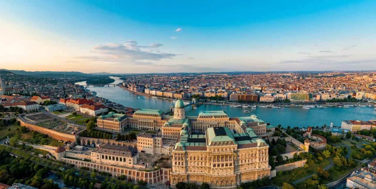 Premium Buda Castle Apartment Budapest Exteriör bild