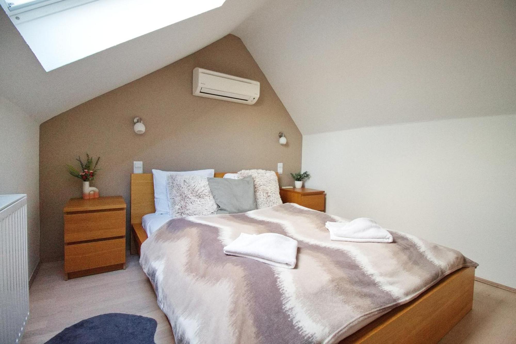 Premium Buda Castle Apartment Budapest Exteriör bild